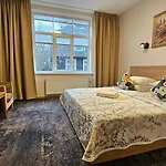 Nileja Pensjonat 3*